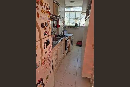Apartamento à venda com 3 quartos, 53m² em Vargem Grande, Rio de Janeiro