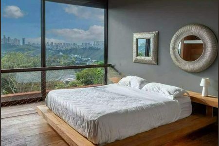 Casa à venda com 4 quartos, 850m² em Vila Castelo, Nova Lima
