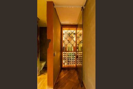 Casa à venda com 4 quartos, 850m² em Vila Castelo, Nova Lima
