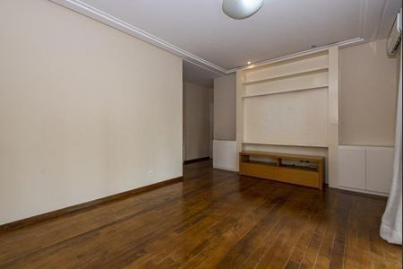 Apartamento à venda com 311m², 4 quartos e 6 vagas