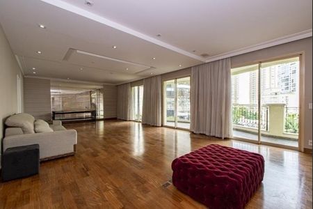 Apartamento à venda com 311m², 4 quartos e 6 vagas