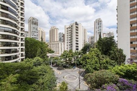 Apartamento à venda com 311m², 4 quartos e 6 vagas
