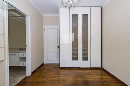 Apartamento à venda com 311m², 4 quartos e 6 vagas