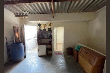 Casa à venda com 3 quartos, 195m² em Rio Pequeno, São Paulo
