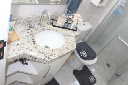 Apartamento à venda com 80m², 2 quartos e 2 vagasBanheiro 1