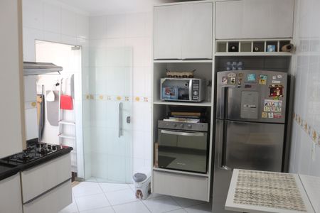 Apartamento à venda com 80m², 2 quartos e 2 vagasCozinha
