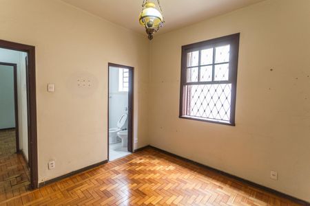 Casa à venda com 300m², 6 quartos e 1 vagaSuíte