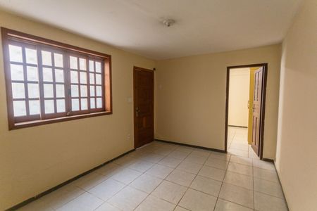 Casa à venda com 300m², 6 quartos e 1 vagaCasa ddo fundos