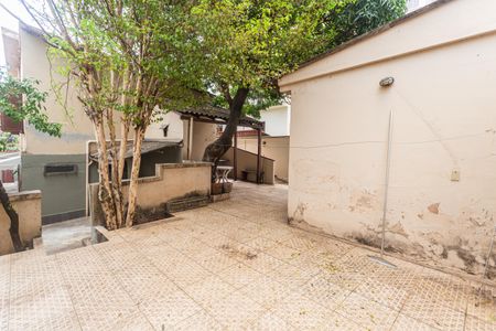 Casa à venda com 300m², 6 quartos e 1 vagaQuintal/Churrasqueira