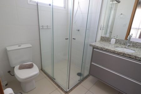 Banheiro da Suíte de apartamento para alugar com 1 quarto, 33m² em Jardim Nova Alianca, Ribeirão Preto