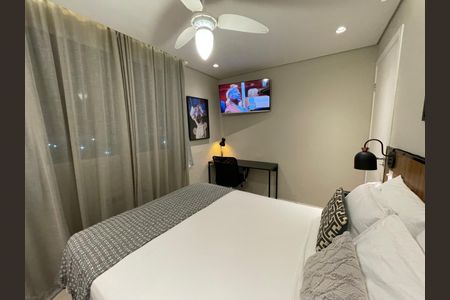 Quarto de apartamento para alugar com 2 quartos, 45m² em Recreio dos Bandeirantes, Rio de Janeiro