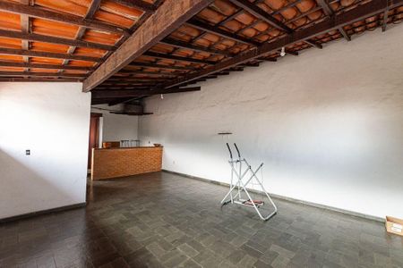 Casa à venda com 3 quartos, 193m² em São Francisco, Niterói
