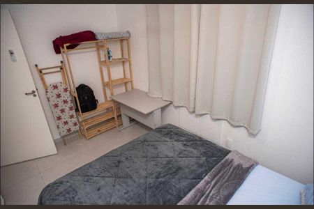 Quarto de apartamento para alugar com 2 quartos, 45m² em Recreio dos Bandeirantes, Rio de Janeiro