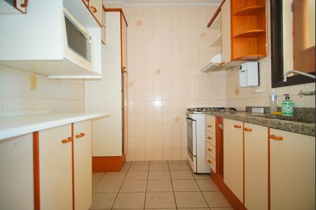 Apartamento à venda com 90m², 2 quartos e 1 vagaCozinha
