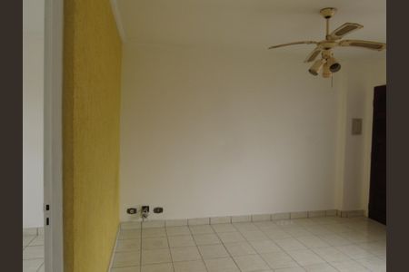 Sala de apartamento para alugar com 2 quartos, 51m² em Conceicao, Osasco