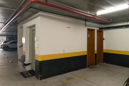 Apartamento para alugar com 52m², 2 quartos e 1 vagaElevadores