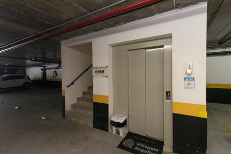 Apartamento para alugar com 52m², 2 quartos e 1 vagaElevadores