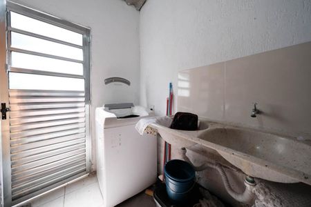 Casa à venda com 120m², 3 quartos e 2 vagasÁrea de Serviço