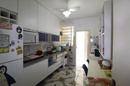 Apartamento à venda com 87m², 2 quartos e sem vagaCozinha