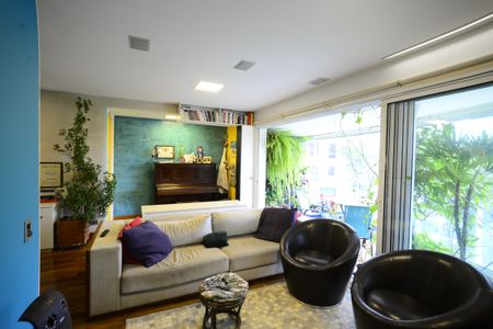 Apartamento à venda com 118m², 3 quartos e 3 vagasSala