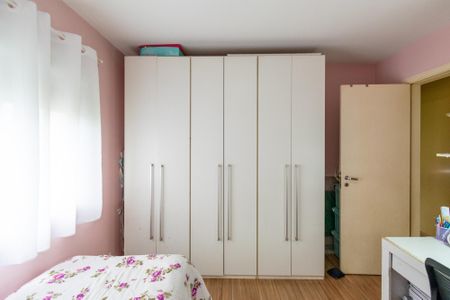 Apartamento à venda com 147m², 3 quartos e 2 vagas Apartamento à venda com 147m², 3 quartos e 2 vagasQuarto 2