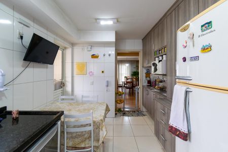 Apartamento à venda com 147m², 3 quartos e 2 vagas Apartamento à venda com 147m², 3 quartos e 2 vagasCozinha