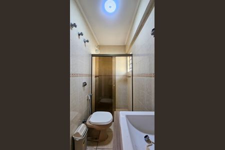 Casa para alugar com 221m², 2 quartos e 2 vagasBanheiro 3