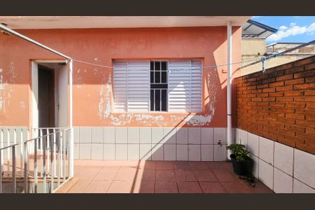 Casa para alugar com 221m², 2 quartos e 2 vagasEdicula