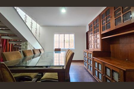 Casa para alugar com 221m², 2 quartos e 2 vagasSala de Jantar