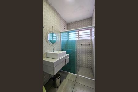 Casa para alugar com 221m², 2 quartos e 2 vagasBanheiro 2