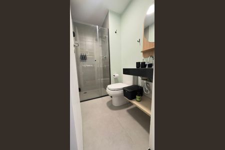 Banheiro de kitnet/studio à venda com 1 quarto, 28m² em Perdizes, São Paulo