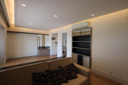 Apartamento para alugar com 105m², 2 quartos e 2 vagasSala