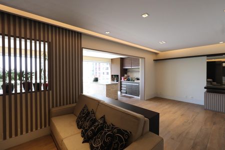 Apartamento para alugar com 105m², 2 quartos e 2 vagasSala