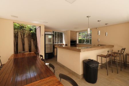 Apartamento para alugar com 105m², 2 quartos e 2 vagasÁrea comum - Churrasqueira