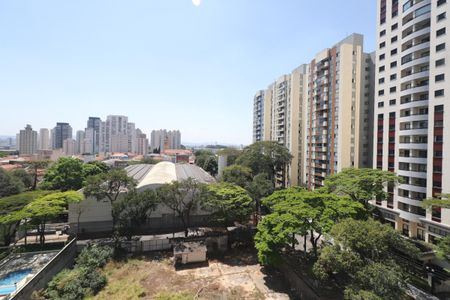 Apartamento para alugar com 105m², 2 quartos e 2 vagasVista da Sacada