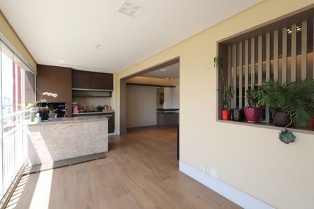 Apartamento para alugar com 105m², 2 quartos e 2 vagasSacada