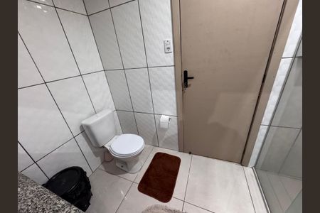 Casa à venda com 110m², 3 quartos e 2 vagas Casa à venda com 110m², 3 quartos e 2 vagasBanheiro