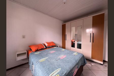 Casa à venda com 110m², 3 quartos e 2 vagas Casa à venda com 110m², 3 quartos e 2 vagasQuarto