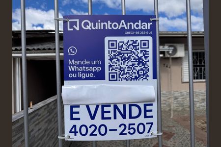Casa à venda com 110m², 3 quartos e 2 vagas Casa à venda com 110m², 3 quartos e 2 vagasPlaca