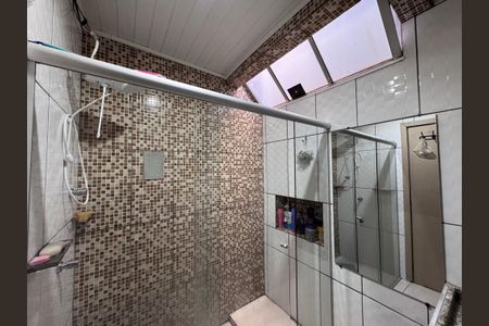 Casa à venda com 110m², 3 quartos e 2 vagas Casa à venda com 110m², 3 quartos e 2 vagasBanheiro