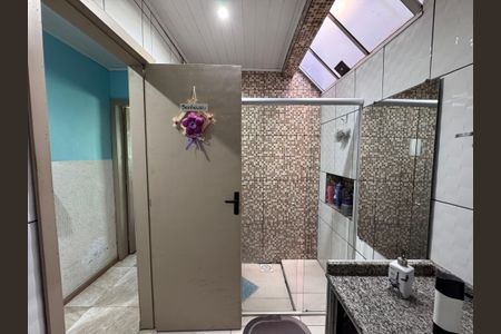 Casa à venda com 110m², 3 quartos e 2 vagas Casa à venda com 110m², 3 quartos e 2 vagasBanheiro