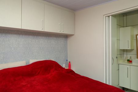 Casa à venda com 200m², 3 quartos e 2 vagasSuíte