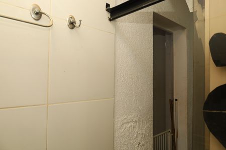 Casa à venda com 200m², 3 quartos e 2 vagasBanheiro 2