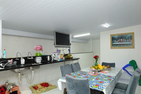 Casa à venda com 200m², 3 quartos e 2 vagasCozinha