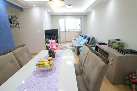 Apartamento à venda com 74m², 3 quartos e 1 vagaSala