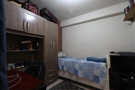 Casa à venda com 120m², 2 quartos e 2 vagasQuarto de Serviço