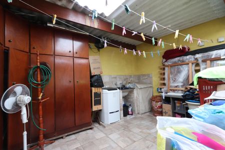 Casa à venda com 120m², 2 quartos e 2 vagasLavanderia