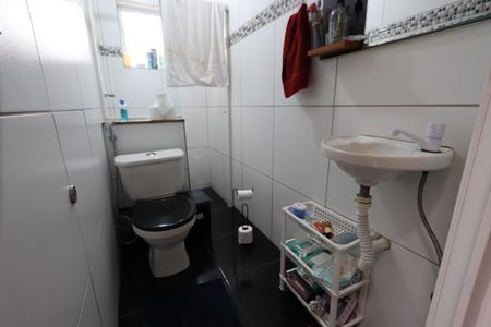 Casa à venda com 120m², 2 quartos e 2 vagasBanheiro 2