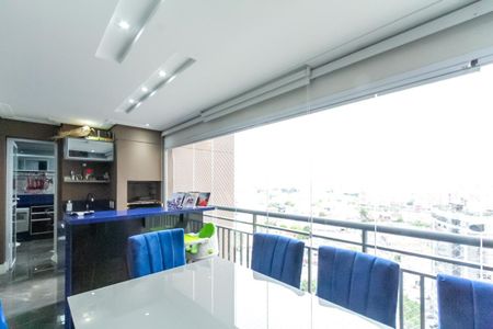 Apartamento à venda com 116m², 3 quartos e 2 vagas Apartamento à venda com 116m², 3 quartos e 2 vagasVaranda da Sala