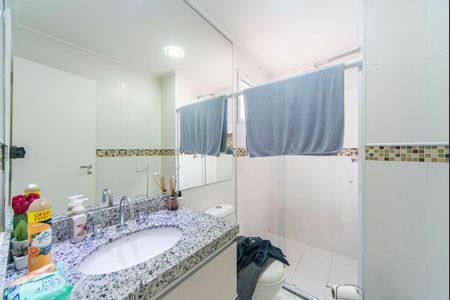 Apartamento à venda com 192m², 3 quartos e 3 vagas Apartamento à venda com 192m², 3 quartos e 3 vagasBanheiro da Suíte 1